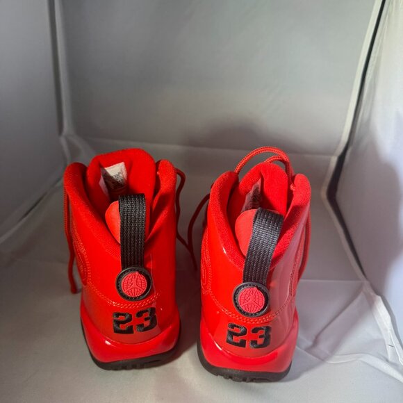 Jordan 9 Retro, Chili Red - Picture 6 of 11